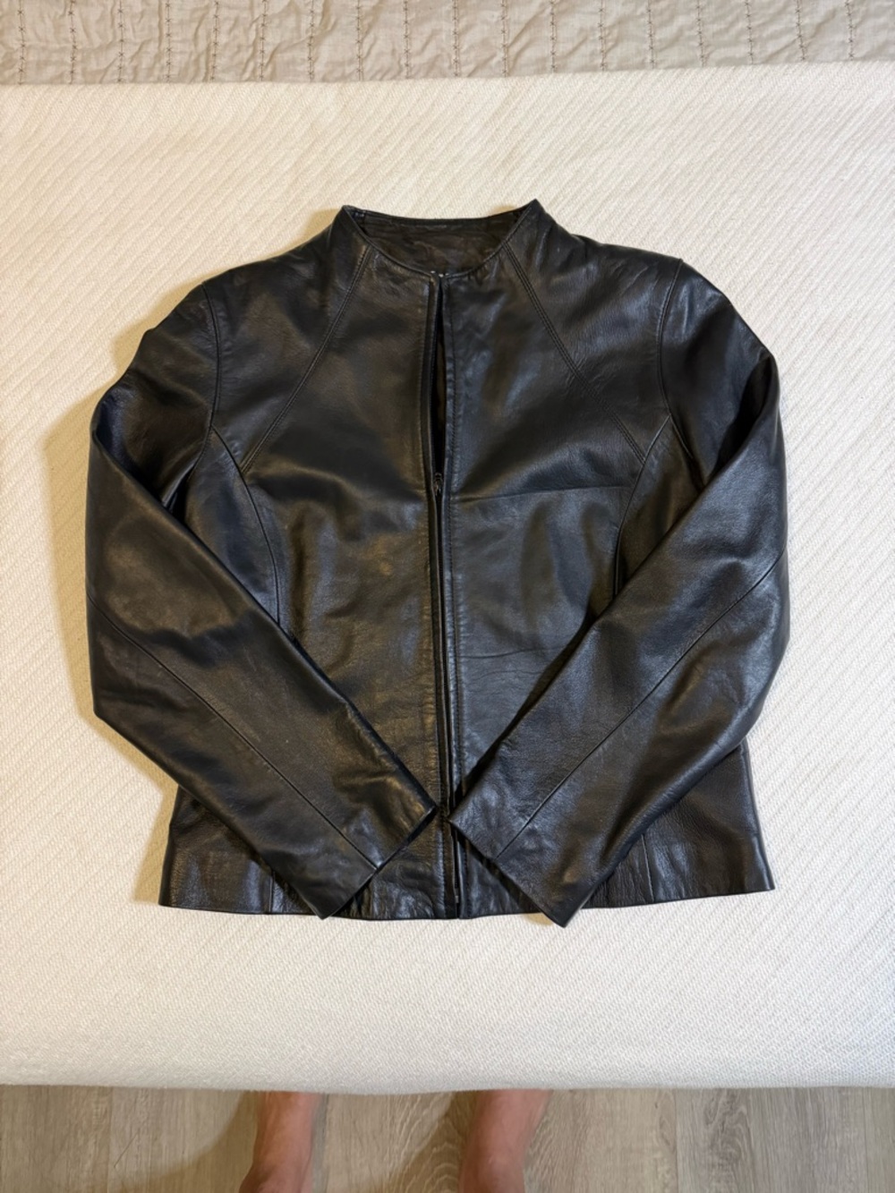 RÉVUE Black 100% Lamb Leather Jacket - Classic Look - Picture 2 of 6